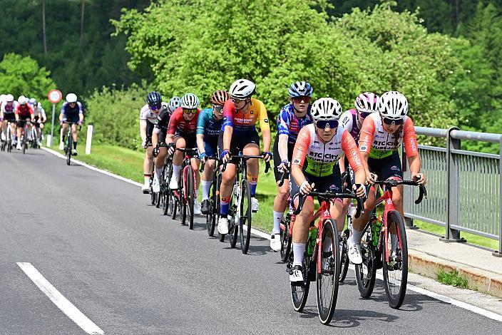 Das Peloton unterwegs im Ybbstal zum Hochkar, Ybbsitz - Hochkar, Sportland NÖ women tour