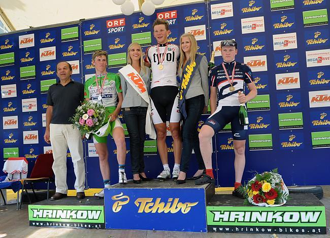 Das Siegerpodest der Klasse U23 Sieger Matthias Krizek, Team Tyrol Stephan Rabitsch Team Wels Gourmetfein und 3. Platz Dominik Hrinkow RV vor dem Arlberg