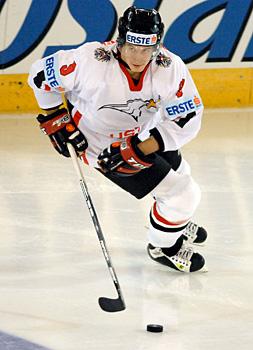 #9 Oliver Setzinger, Stuermer, Team Austria. 