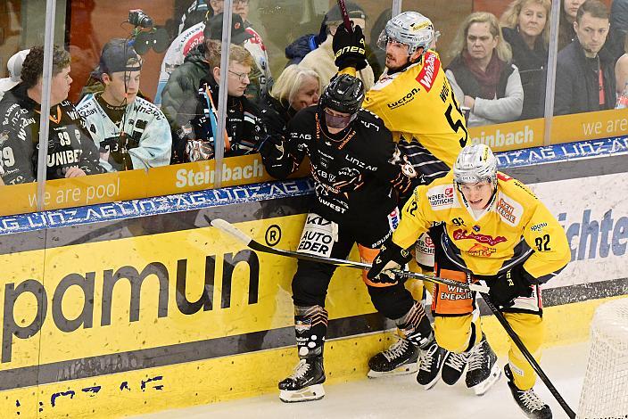 Stefan Gaffal (Steinbach Black Wings Linz), Raphael Wolf (Vienna Capitals), Lorenz Lindner (Vienna Capitals), 16. Runde ICE, Steinbach Black Wings Linz vs Vienna Capitals, Linz AG Eisarena 