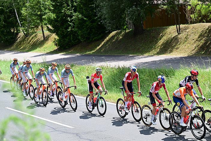 Das Team Österreich mit Etappensieger Gregor Mühlberger (AUT, Austria), 2. Etappe von Bad Kleinkircheim auf den Großglockner, 188km, Tour of Austria