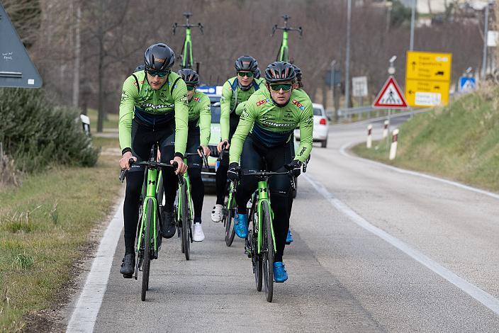 Johannes Rechenauer (GER, Hrinkow Advarics)m Raphael Hammerschmid (AUT, Hrinkow Advarics) Trainingscamp Porec, Kroatien, Team Hrinkow Advarics Cycleang, UCI Continental Team, 
