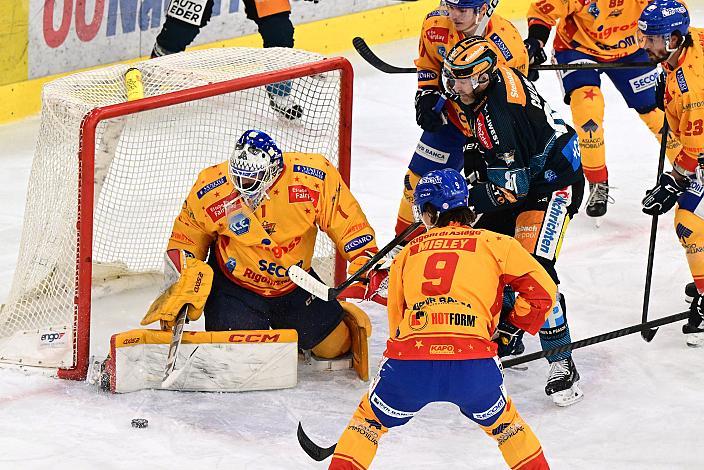 Tormann Marco de Filippo Roia (Migross Supermercati Asiago Hockey 1935), Bryce Gianni Alcock Misley (Migross Supermercati Asiago Hockey 1935), Sean Collins (Steinbach Black Wings Linz) Steinbach Black Wings Linz vs Migross Supermercati Asiago Hockey 1935, Linz AG Eisarena 
