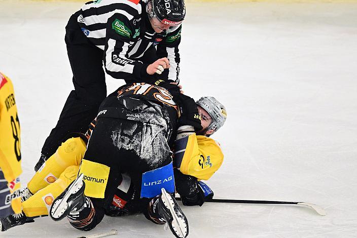 Graham Knott (Steinbach Black Wings Linz), Jeremy Gregoire (Vienna Capitals) 16. Runde ICE, Steinbach Black Wings Linz vs Vienna Capitals, Linz AG Eisarena 