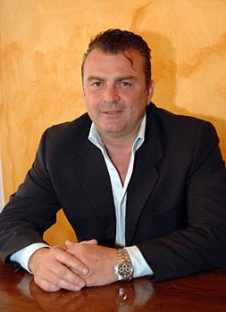 Max Hagmayr, Spielermanager, Fussball