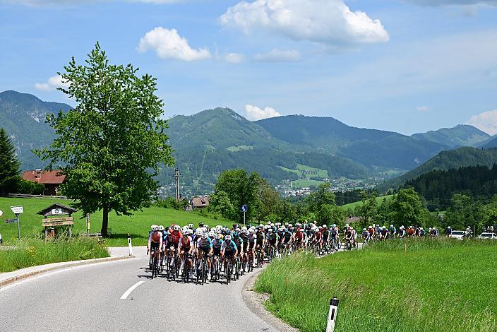 Team Petrolike (MEX) an der Spitze der Hauptfeldes. 4. Etappe St.Florian /Asten - Hinterstoder/Höss 15. Int. Raiffeisen OÖ-Radrundfahrt UCI Kat. 2.2
