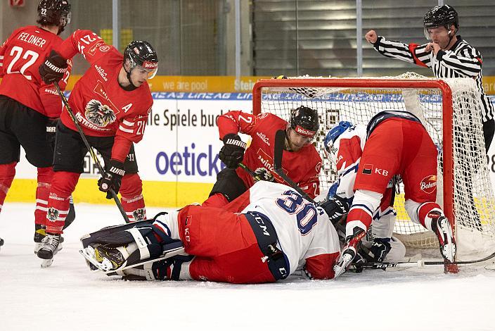 Tormann Ales Stezka (CZE), Stürmer Nico Feldner (AUT), Stürmer Lukas Haudum (AUT), Stürmer Kevin Macierzynski (AUT)  Österreich vs Tschechische Republik, Eishockey Nationalteam, Testspiel Linz, Oberösterreich 