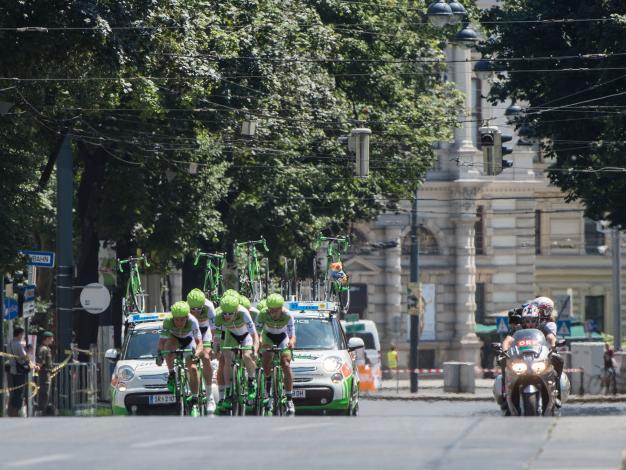 Teamzeitfahren am Ring, Team Hrinkow Adverics Cycleang