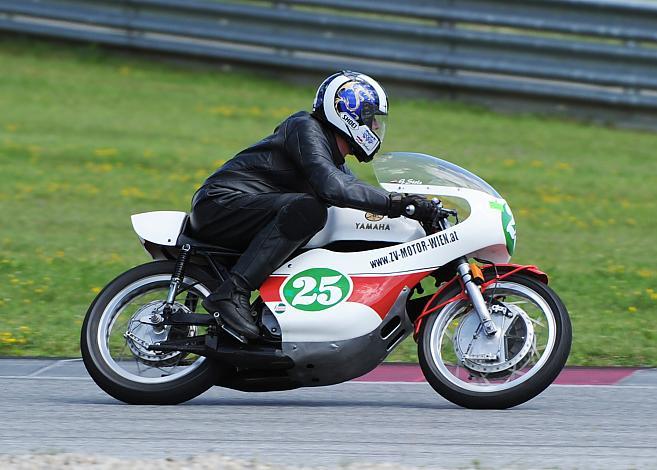 #25 Gerhard Stolz, AUT, Yamaha TZ 250