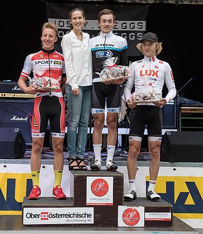 Sieger, Nicolas Malle, FRA, BTWIN U19 Racing Team Mix, 2. Platz Florian Kierner, Team Oberoesterreich, 3. Platz, Richard Holec, LUX, Zielsprint in Perg  