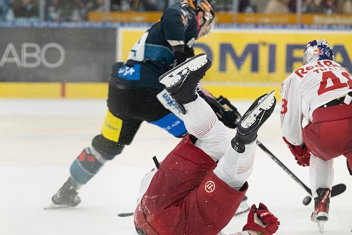 Graham Knott (Steinbach Black Wings Linz), Lucas Thaler (EC Red Bull Salzburg), Dennis Robertson (EC Red Bull Salzburg) Steinbach Black Wings Linz vs EC Red Bull Salzburg, Linz AG Eisarena