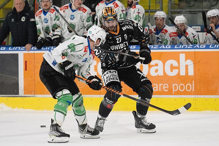  Luka Kalan (HK SZ Olimpija), Shawn St.Amant (Steinbach Black Wings Linz) Steinbach Black Wings Linz vs HK SZ Olimpija, 22. Runde, Trikot Movember, ICE Hockey League, Steinbach Black Wings Linz, Linz AG Eisarena 