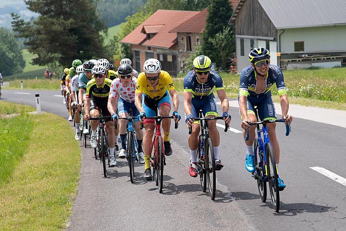 Jakub Otruba (CZE, Team Elkov Kasper), Michael Kukrle (CZE, Team Elkov Kasper), Daniel Turek (CZE, Team Felbermayr Simplon Wels) im Gelben Raiffeisentrikot des Gesamtführenden, Immanuel Stark (GER, P&S Metalltechnik) 2. Etappe Eferding - Oberneukirchen, Int. Raiffeisen Oberösterreich Rundfahrt UCI Kat. 2.2