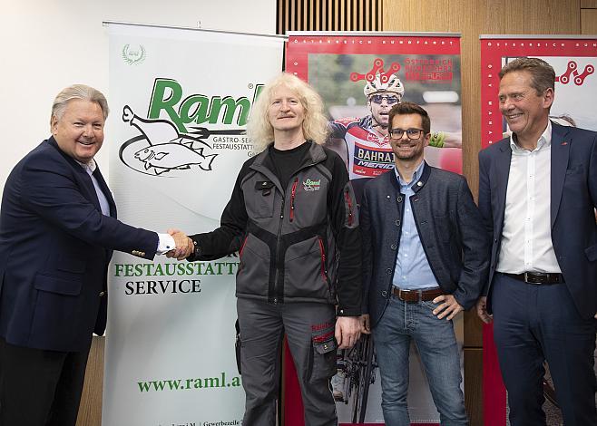 v.l.  Dir. Harald Mayer, (Ã–RV PrÃ¤sident),  Karl Raml, Stefan Pauzenberger (OÃ–, Tourismus), Franz Steinberger (Ã–-Tour Direktor) 