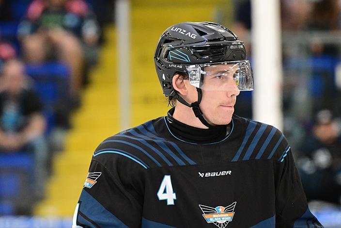 Ryan MacKinnon (Steinbach Black Wings Linz)  Steinbach Black Wings Linz vs Bili Tygri Liberec (CZE) , Linz AG Eisarena 