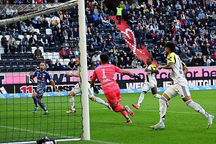 Tormann Tobias Lawal (LASK), Andres Andrade (LASK) Play Off LASK  - TSV Hartberg, Admiral Bundesliga 