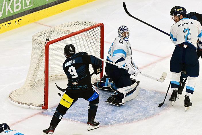  Emilio Romig (Steinbach Black Wings Linz) trifft zum 1 zu 2 für die Steinbach Black Wings, Steinbach Black Wings Linz vs Bili Tygri Liberec (CZE) , Linz AG Eisarena 