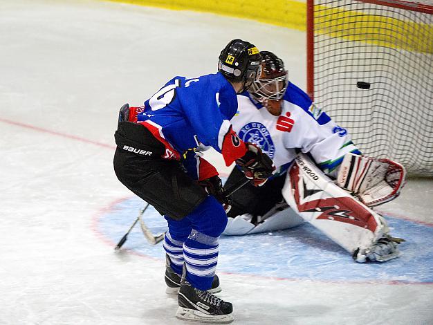 C. Fritsch, Wels vor dem Amstettner Tormann Forcher, Amstetten, ECU Amstetten vs EC Win Win Wels