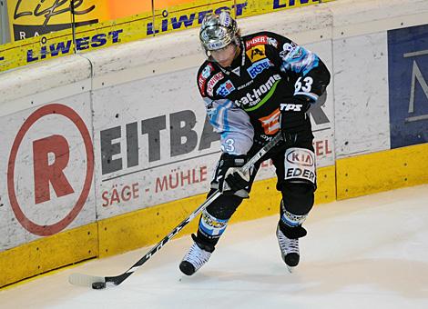 Markus Schlacher, Liwest Black Wings Linz vs. HK Acroni Jesenice