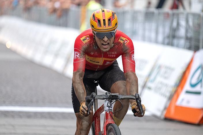 Das Podest 2. Platz Gianni Vermeersch (BEL, Alpecin-Deceunink), Sieger Florian Vermeersch (BEL, Lotto Dstny), 3. Platz Frederik Dversnes (NOR, Uno-X Pro Cycling Team) 3rd Serenissima Gravel, Cittadella