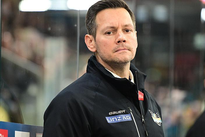 Head Coach Philipp Lukas (Steinbach Black Wings Linz) Win2Day ICE Hockey League,  Steinbach Black Wings Linz vs Olimpija Ljubljana,  Linz AG Eisarena 