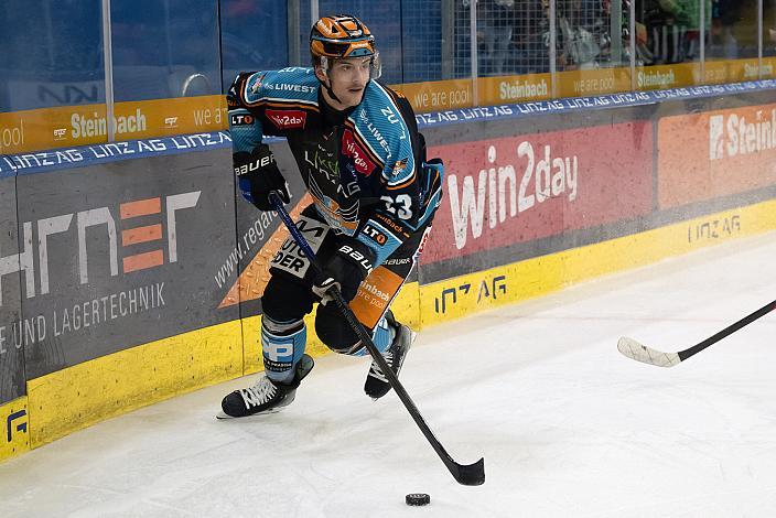 Patrick Söllinger (Steinbach Black Wings Linz)  Win2Day ICE Hockey League,  Steinbach Black Wings Linz vs HC Tiwag Innsbruck - Die Haie,  Linz AG Eisarena 