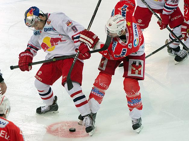 Garret Roe, Salzburg und McGregor Sharp, Bozen, EC Red Bull Salzburg vs HCB Suedtirol, Halbfinale, 3. Finale, Play-Offs 