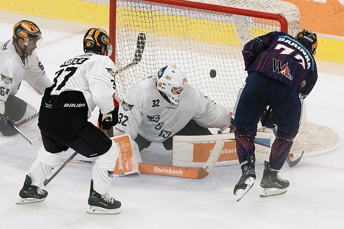 Tormann Rasmus Tirronen (Steinbach Black Wings Linz), Marcel Barinka (Eisbären Berlin), Steinbach Black Wings Linz vs Eisbären Berlin,  WIn2day ICE Hockey League