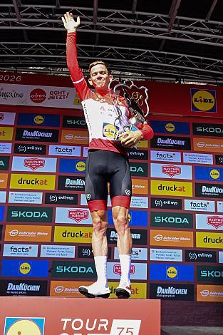 Im Roten Lidl - Trikot des Gesamtführenden der Lidl Tour of Austria Gregor Mühlberger, 5. Etappe von Langenlois nach Wien, 109km, Tour of Austria