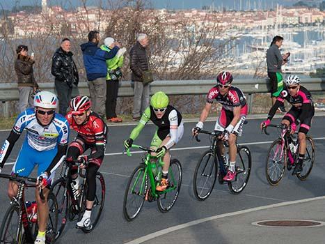 Dominik Hrinkow beim GP Izola, Hrinkow Adverics Cycleang Team