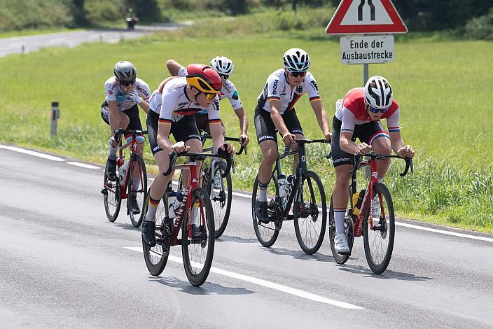 Die Ausreisser Cederic Abt (GER, Team Deutschland), Moritz Kärsten (GER, Team Deutschland), Alexandre Kess (LUX, Team Luxemburg), Phillip Mathiesen (DEN),  46. Int. Keine Sorgen,  Junioren Rundfahrt UCI Kat. MJ 2.1, 3. Etappe Bad Wimsbach/Neydharting - Strass im Attergau