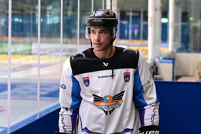 Ryan MacKinnon (Steinbach Black Wings Linz) (Steinbach Black Wings Linz) Erstes Eistraining, Steinbach Black Wings Linz , Linz AG Eisarena 