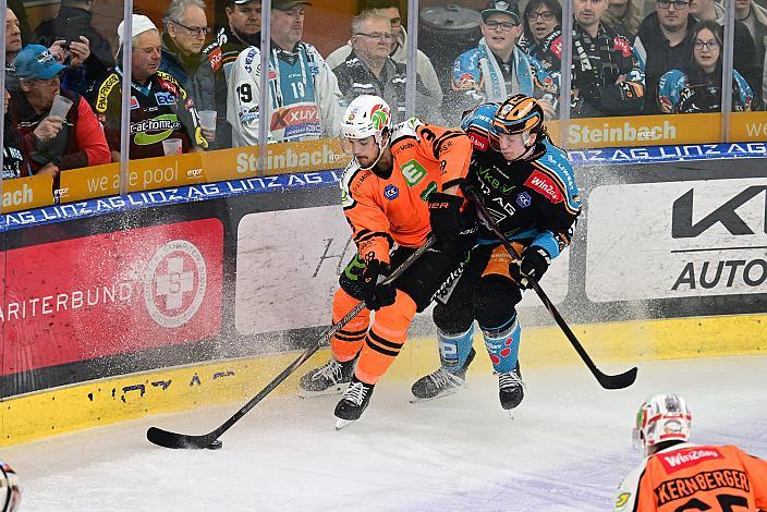 Frank Hora (Moser Medical Graz 99ers), Brodi Stuart (Steinbach Black Wings Linz) Win2Day ICE Hockey League,  3. Viertelfinale, Steinbach Black Wings Linz vs Moser Medical Graz 99ers,  Linz AG Eisarena 