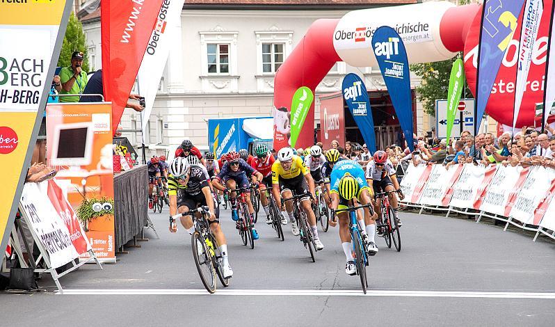 Sprintsieg für Frank Aron Ragilo (EST, Cannibal Team), 2. Platz Sente Sentjens (BEL, Acrog-Tormans), 3. Platz Viggo Moore (USA, Lux/CTS p/b Specialized), Rohrbach - Rohrbach, Int. "Keine Sorgen" Junioren Rundfahrt UCI Kat. 2.1 MJ