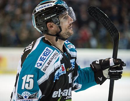 Brett McLean (EHC Liwest Black Wings Linz), EHC Liwest Black Wings Linz vs UPC Vienna Capitals