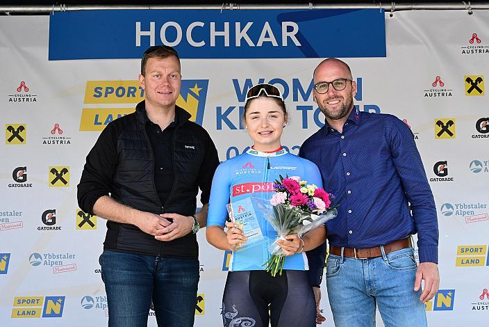 Beste Österreicherin Elisa Winter (AUT, Union Raiffeisen Radteam Tirol), Florian König (ÖRV Generalsekretär),  Ybbsitz - Hochkar,,  4. Etappe Sportland NOE WOMEN Tour