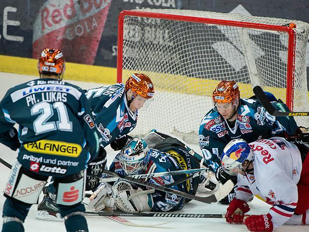Michael Ouzas, Linz, EHC Liwest Black Wings Linz vs EC Red Bull Salzburg
