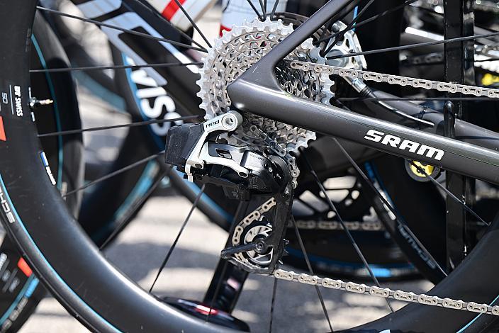 BMC Rad des  Team Tudor Pro Cycling Team (SUI) 108. Giro d Italia, Stage 14, Fiume Veneto - Asiago (219km)