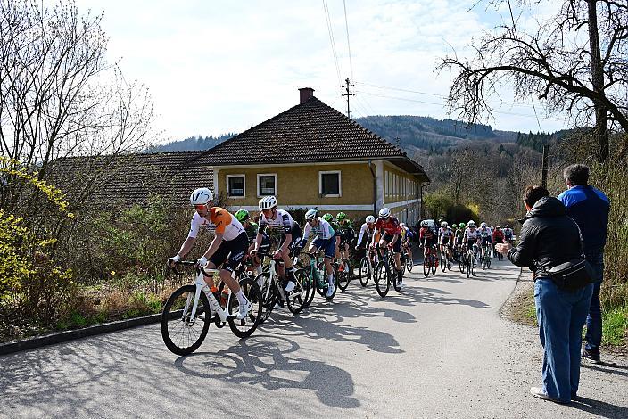 v.l.  65. Rad Saison Eroeffnungsrennen Leonding