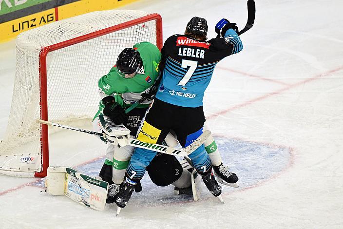 Tormann Luka Kolin (HK Olimpija Ljubljana), Brian Lebler (Steinbach Black Wings Linz), 22. Runde ICE, Steinbach Black Wings Linz vs HK Olimpija Ljubljana, Linz AG Eisarena 