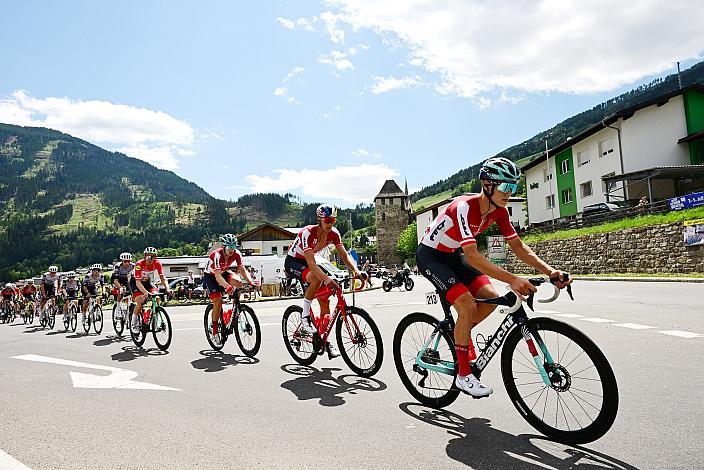 v.l. Gregor Mühlberger (AUT, Austria), Rainer Kepplinger (AUT, Austria), Paul Verbnjak (AUT, Austria), Valentin Hofer (AUT, Austria),  2. Etappe von Bad Kleinkircheim auf den Großglockner, 188km, Tour of Austria