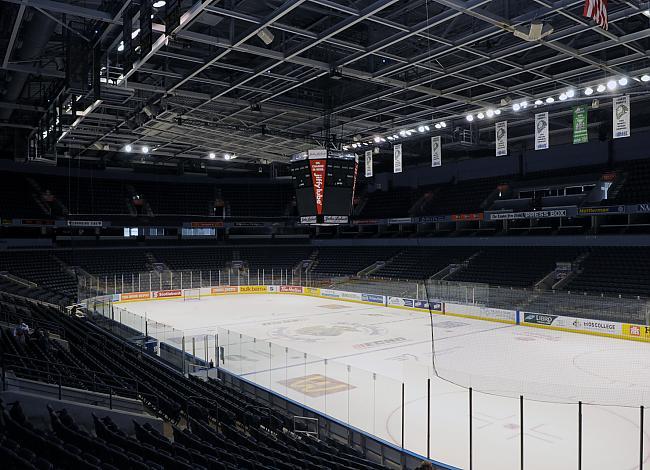 Die Eishalle John Labett Center, London, Ontario.