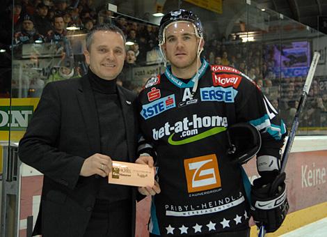 #20 Brad Purdie, EHC Liwest Black Wings Linz Spieler des Abends.