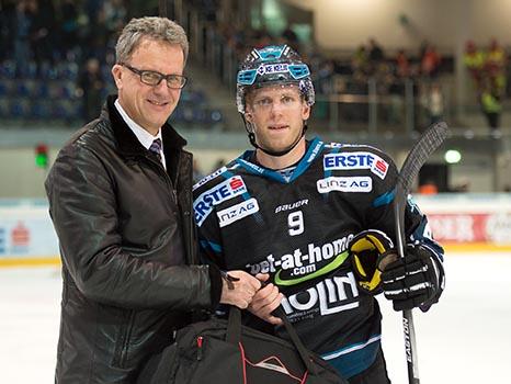 Spieler des Abends Jason Ulmer, Linz EHC Liwest Black Wings Linz vs HC Orli Znojmo, Pick Round