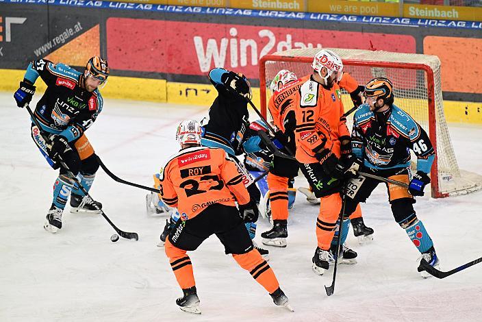 Niklas Würschl (Steinbach Black Wings), Markus Vela (Moser Medical Graz 99ers) Win2Day ICE Hockey League, 7. Viertelfinale, Steinbach Black Wings Linz vs Moser Medical Graz 99ers,  Linz AG Eisarena 