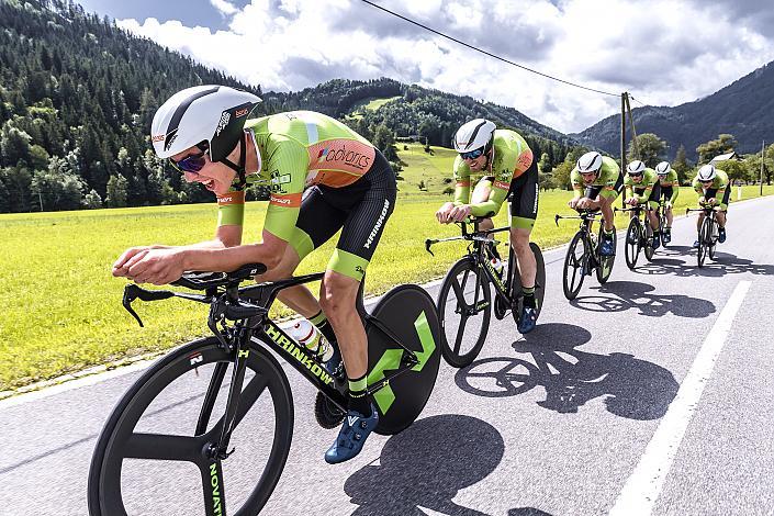 Team Hrinkow Advarics Cycleang 
