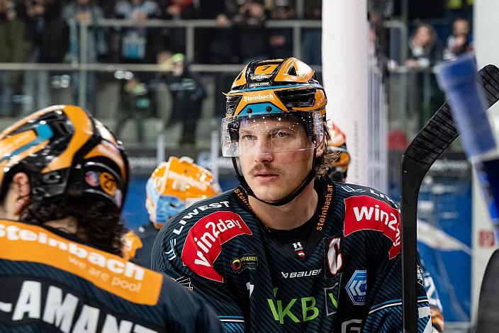 Brian Lebler (Steinbach Black Wings Linz) Steinbach Black Wings Linz vs spusu Vienna Capitals, ICE Eishockey Liga, Linz AG Eisarena
