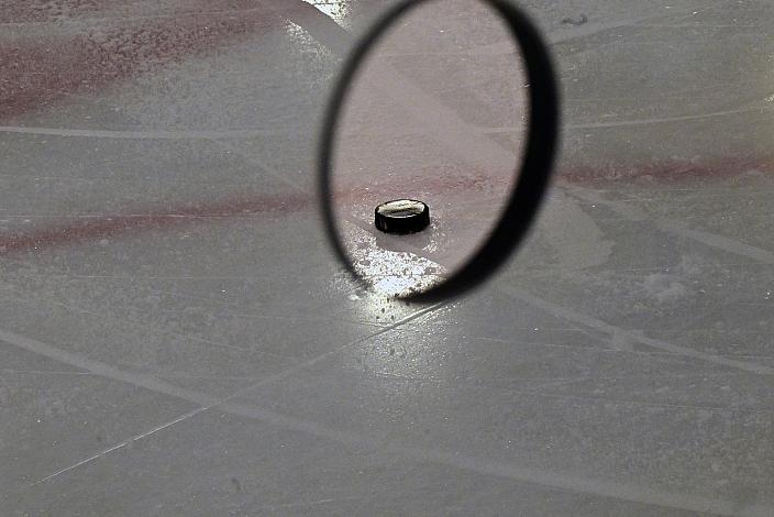 30. Runde ICE, Steinbach Black Wings Linz vs EC Red Bull Salzburg, Linz AG Eisarena 