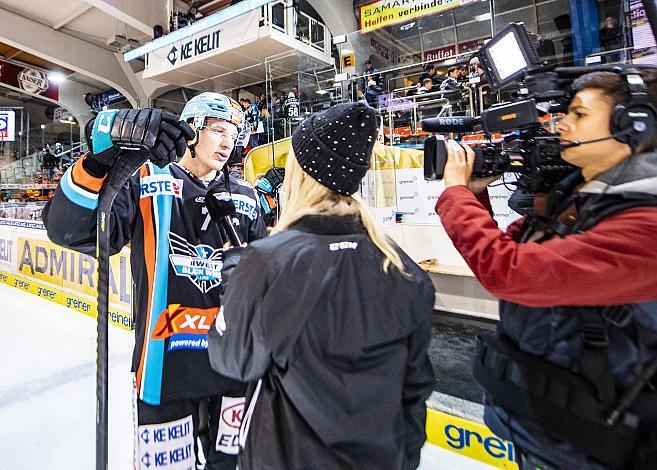 Im Bild:  Brian Lebler (EHC Liwest Black Wings Linz) im Interview nach dem Spiel, Eishockey,  EHC Liwest Black Wings Linz vs HC Orli Znojmo