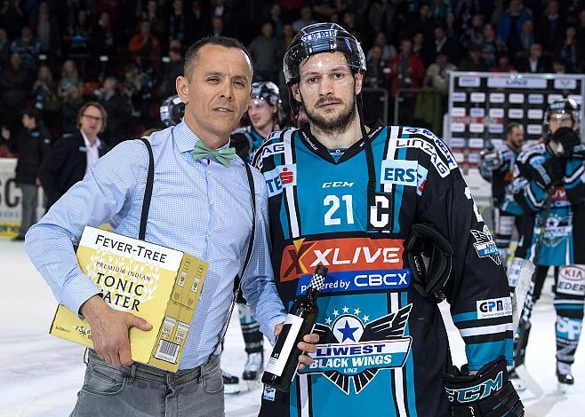 Spieler des Abends Philipp Lukas (EHC Liwest Black Wings Linz)  EHC Liwest Black Wings Linz vs EC Red Bull  Salzburg 6. Semifinale